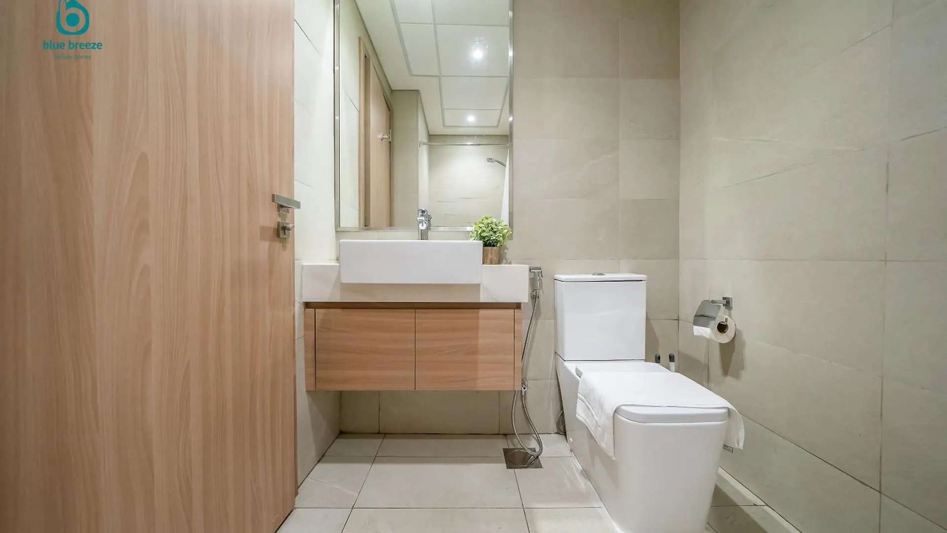 Blue Breeze - Sophisticated Design Studio In Azizi Riviera 19 Dubai United Arab Emirates
